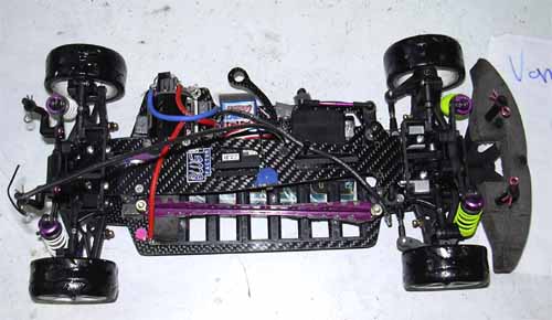 Le prototype sur base de HPI RS4 Pro 2 de Gilles Van Exterghem.