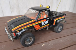 Vintage: Tamiya Toyota Hilux 58028 (1981).