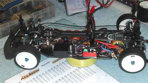 La Corally Assassin 5+1 "Rear Drive" de Simo Ahonemi.
